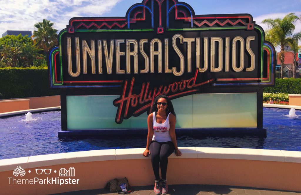 Nikida Metellus in front of Universal Studios Hollywood California. Pharmacist Turned Blogger.